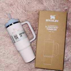 Stanley The Quencher H2.0 Flowstate Tumbler 30oz Rose Quartz - New With Box