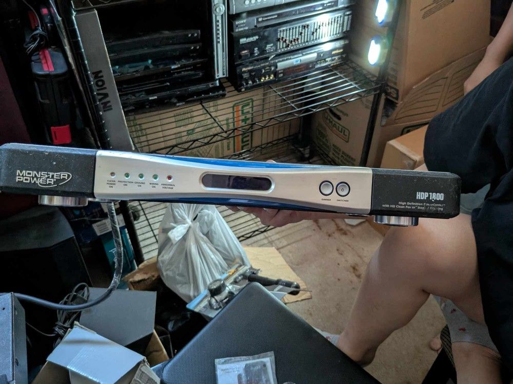 Monsterpower HDP 1800 High Definition PowerCenter