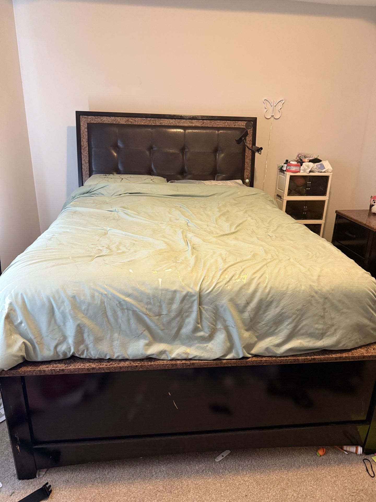 Queen Ashley Furniture Bedroom Set