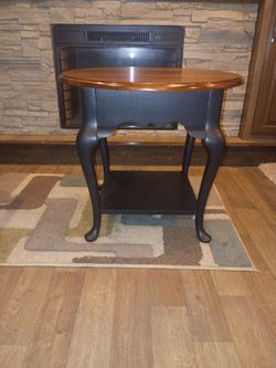 Vintage End table