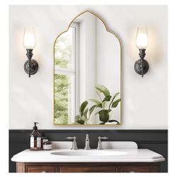 soges Bathroom Medicine Cabinet with Mirror, Wall Mounted Metal Framed Mirror Cabinet with Inner Storage Shelves, Petal-Topped Mirror, 19.7x31.5 inch,