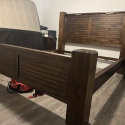 Coaster Cali King Bed Frame