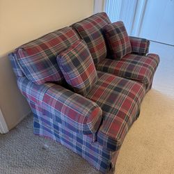 Love Seat - broyhill