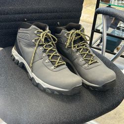 Columbia Hiking Boots Size 17 Men’s 