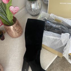 Beautiful Michael Kors Boots