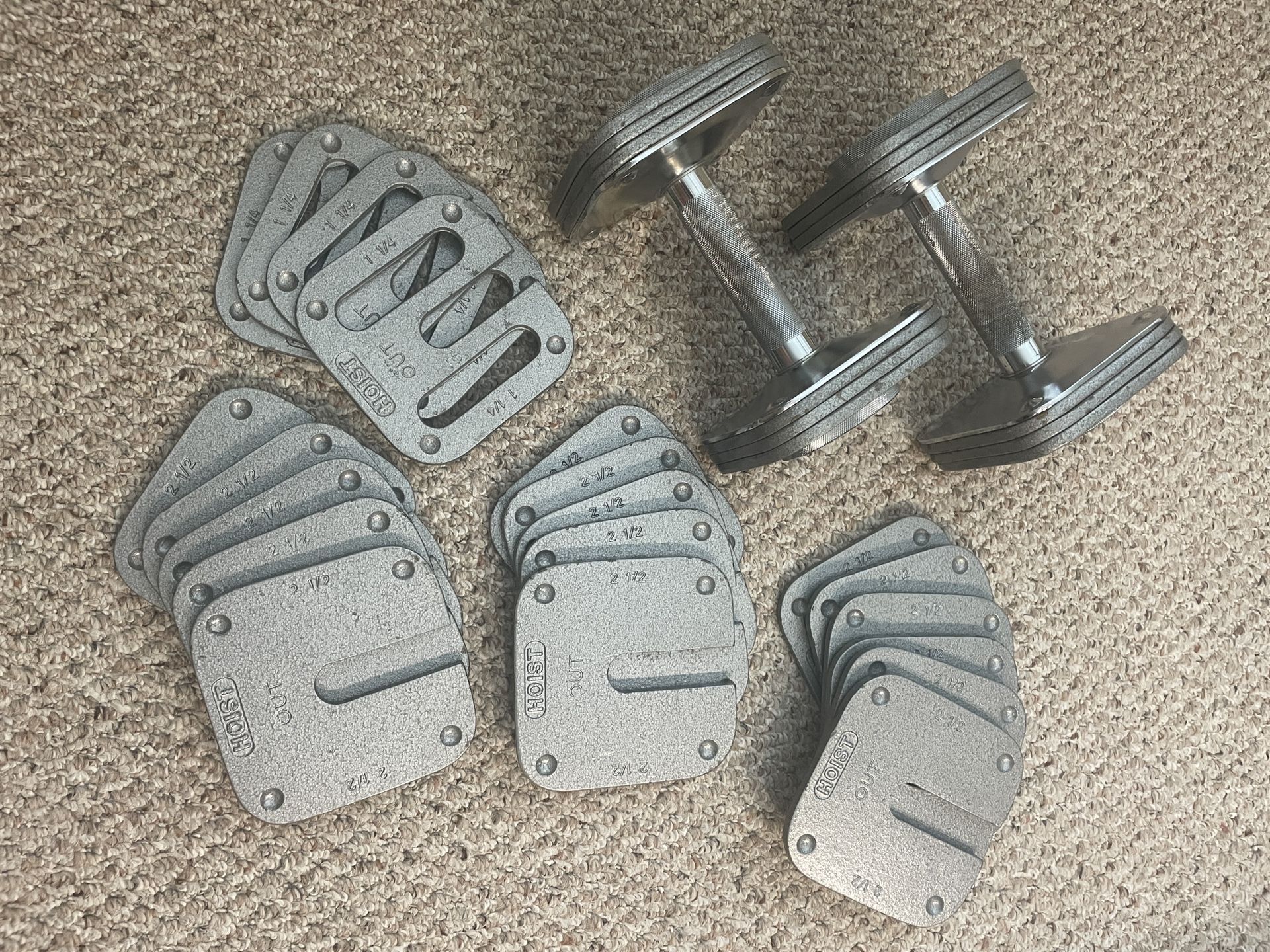 HOIST Adjustable Dumbbell Set