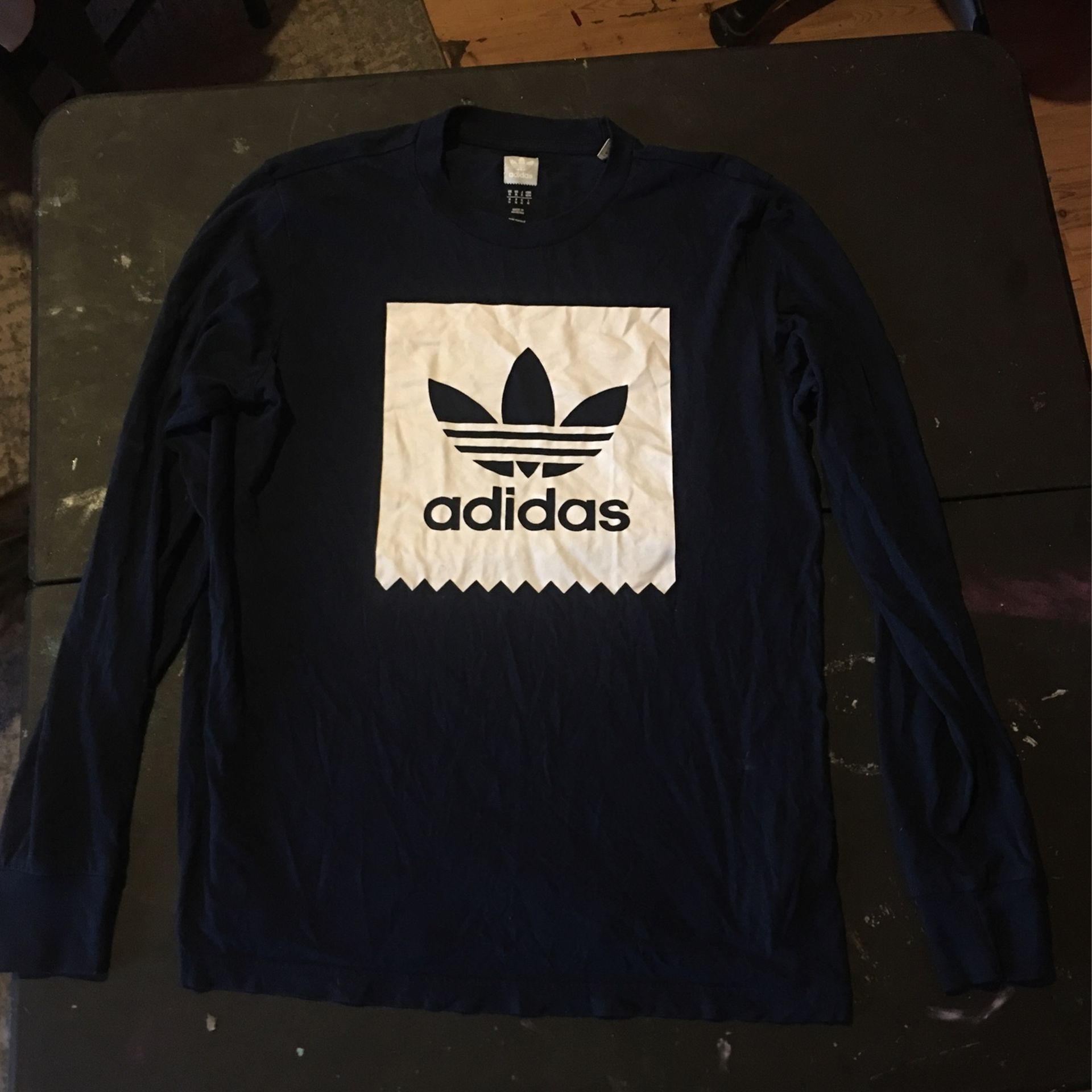 ADIDAS SWEATER (NEW )
