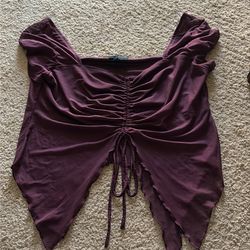 Cute maroon shirt
