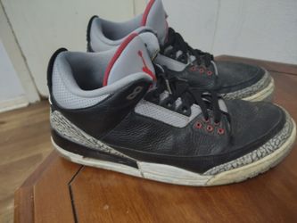 Retro 3 Jordans size 13