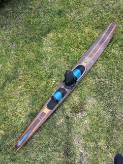 Vintage 69” Connolly hook water ski