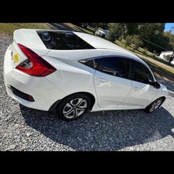2018 Honda  Civic 
