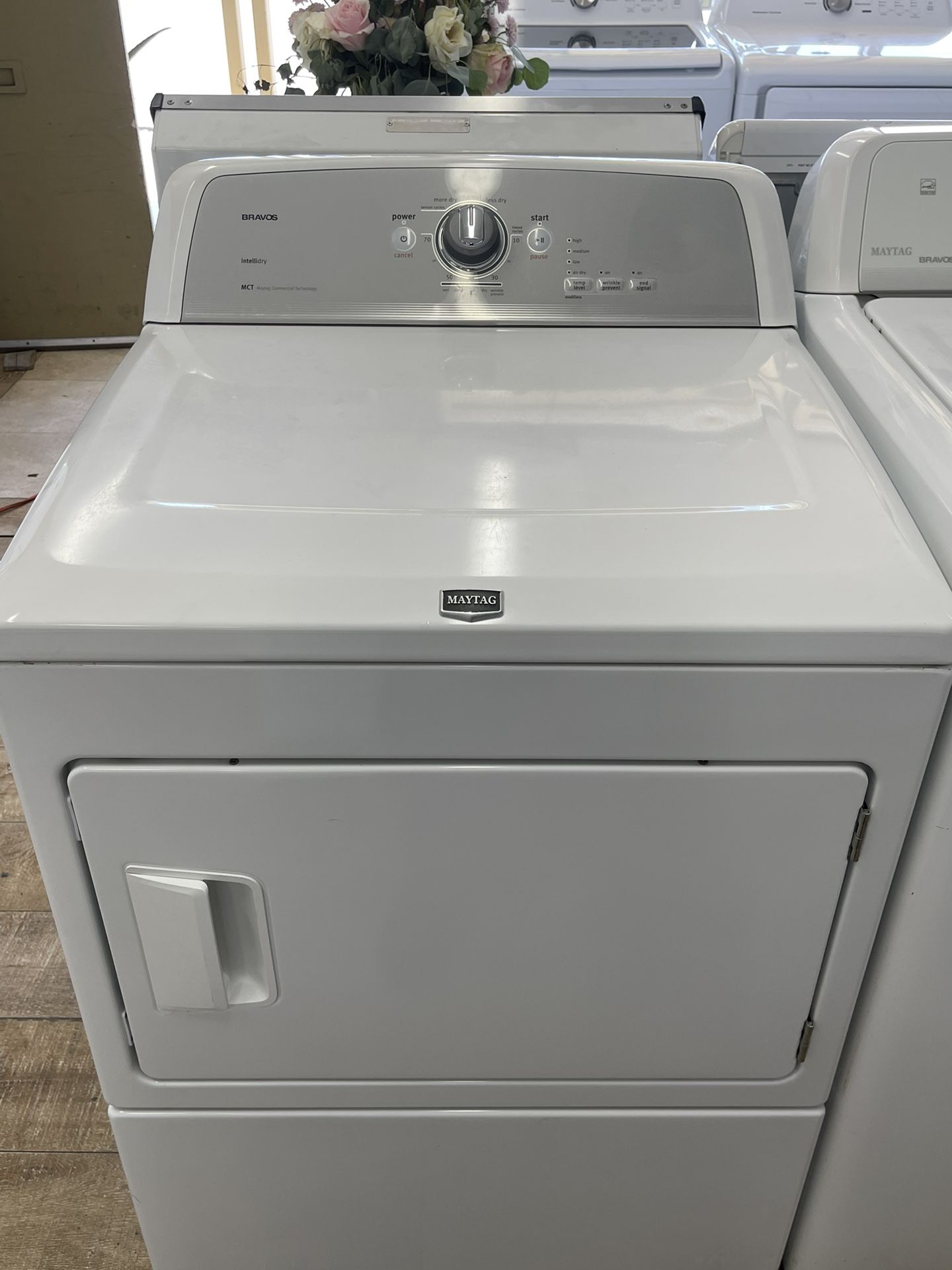 Maytag Bravos Gas Dryer In Excellent Condition