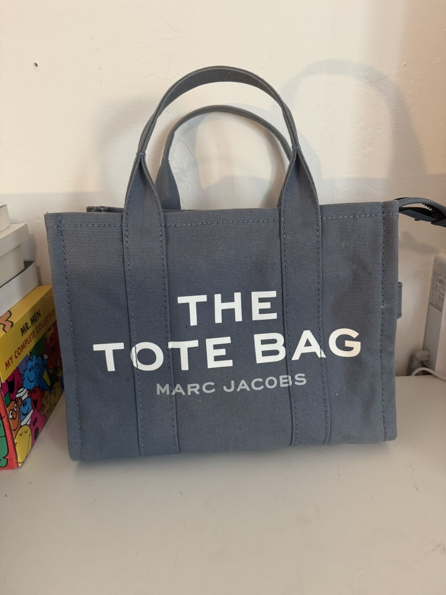 THE TOTE BAG