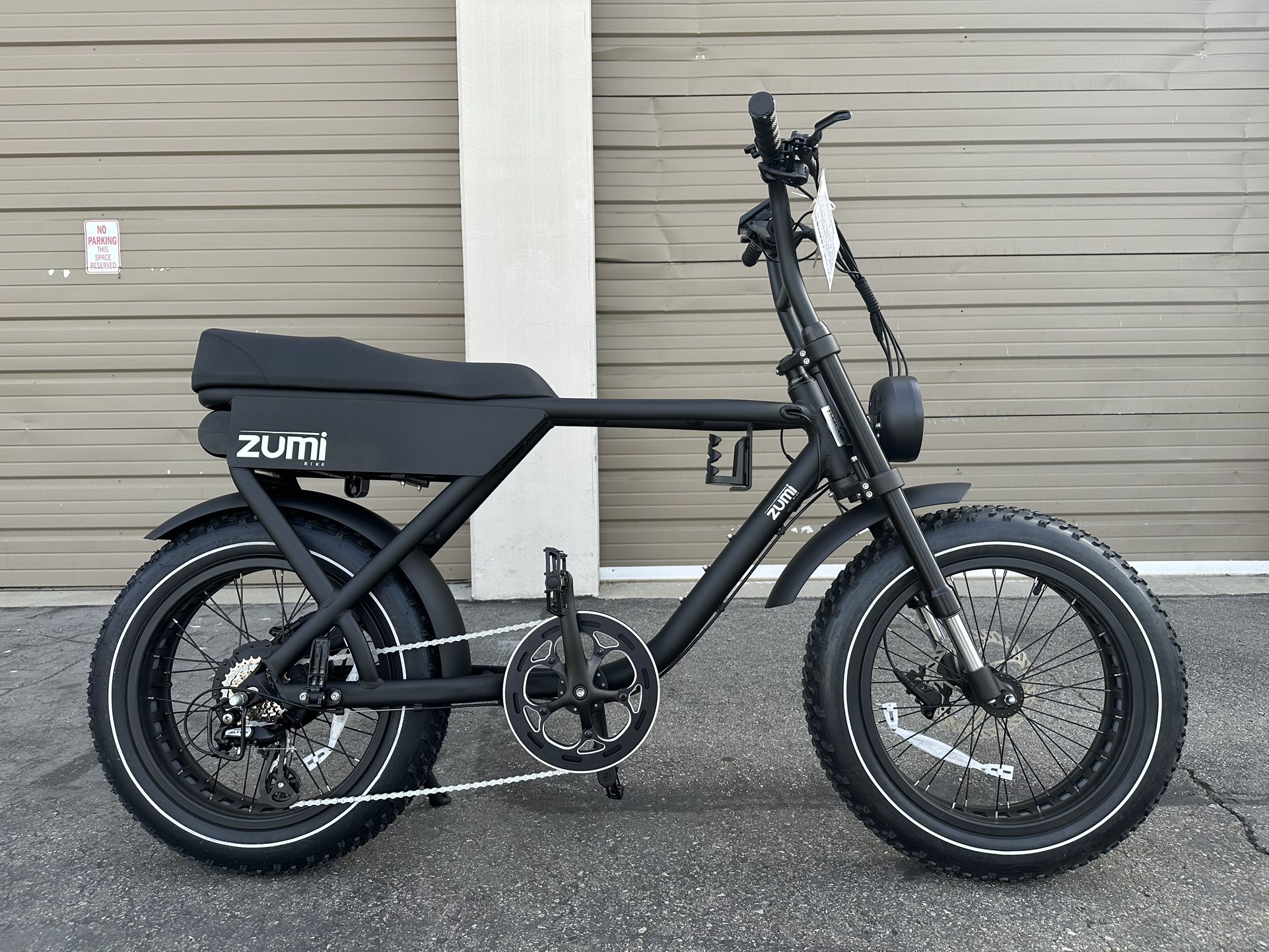 ZUMI Go 750 Watts 80 Miles Range Electric Bike