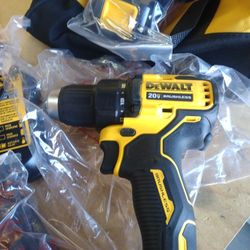DeWalt Drill 