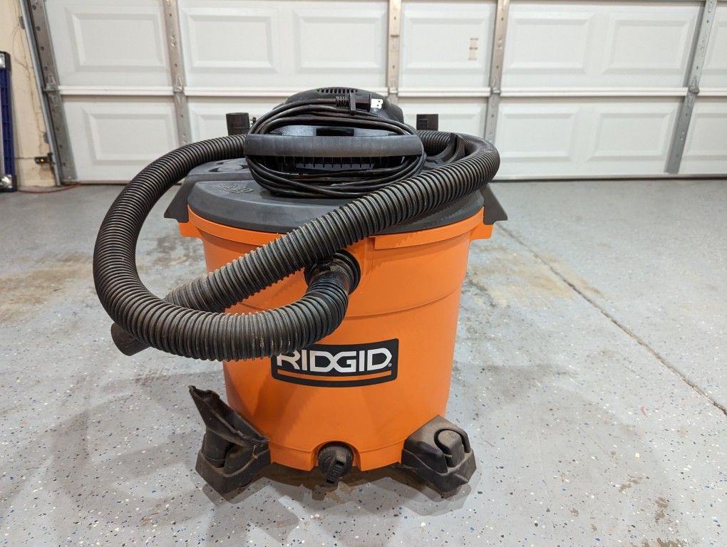 Ridgid  16 gal Shop Vac