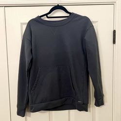 Size Small Mondetta Sweater 