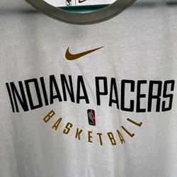 NBA Nike Indiana Pacers Basketball 🏀 Tee. XL
