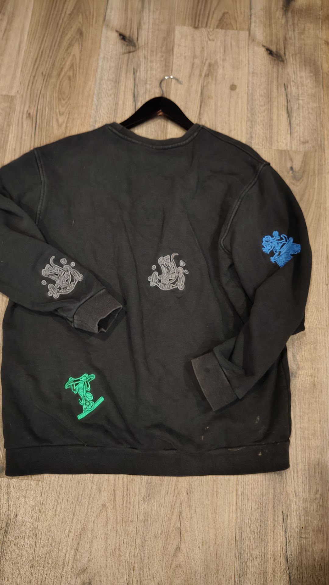 Adidas Originals x Disney Men's Black Goofy Crewneck Sweatshirt - Size