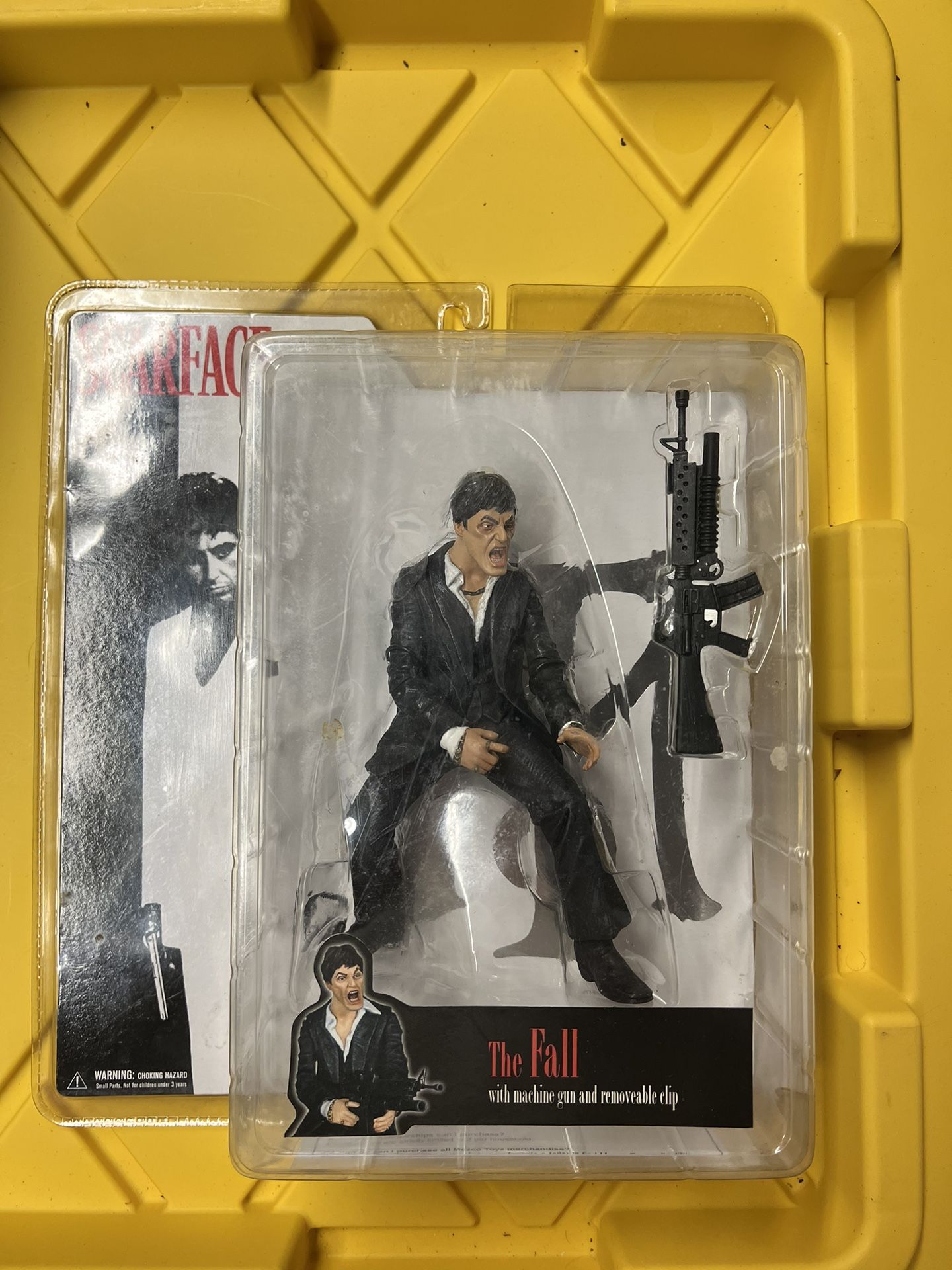 Scarface “The Fall” 7” Action Figure By Mezco MIB