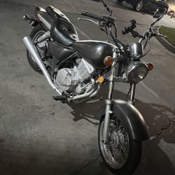 Classic Suzuki Gz 250