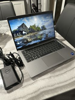 Dell Latitude 5440 / 14”FHD/ i7 13th Gen / 16gb ram / 512gb Ssd / WiFi 6E / Gpu iris xe / Super Fast ! 