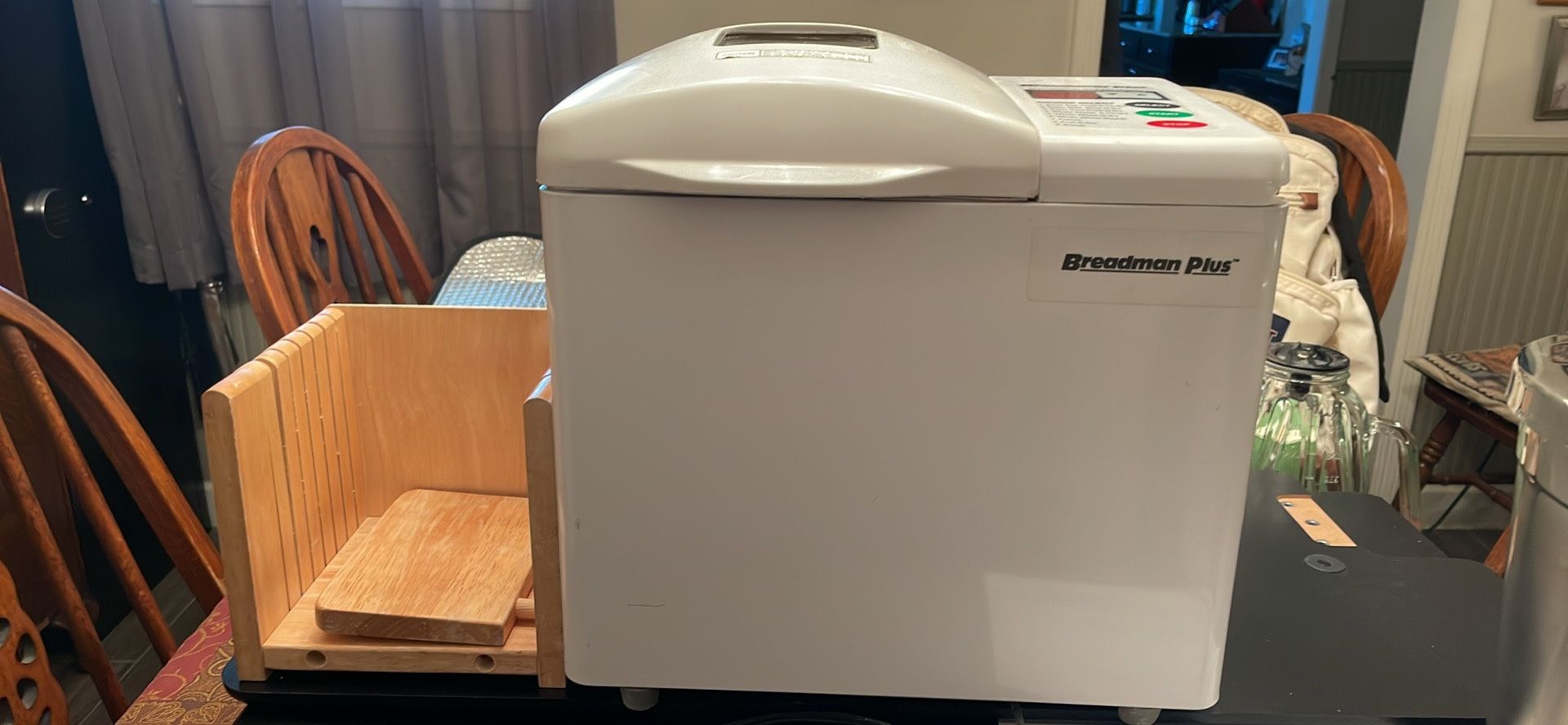 Breadmaster Plus Bread Maker With Wooden Bread Slicer