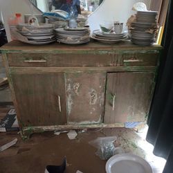 Sideboard / Buffet
