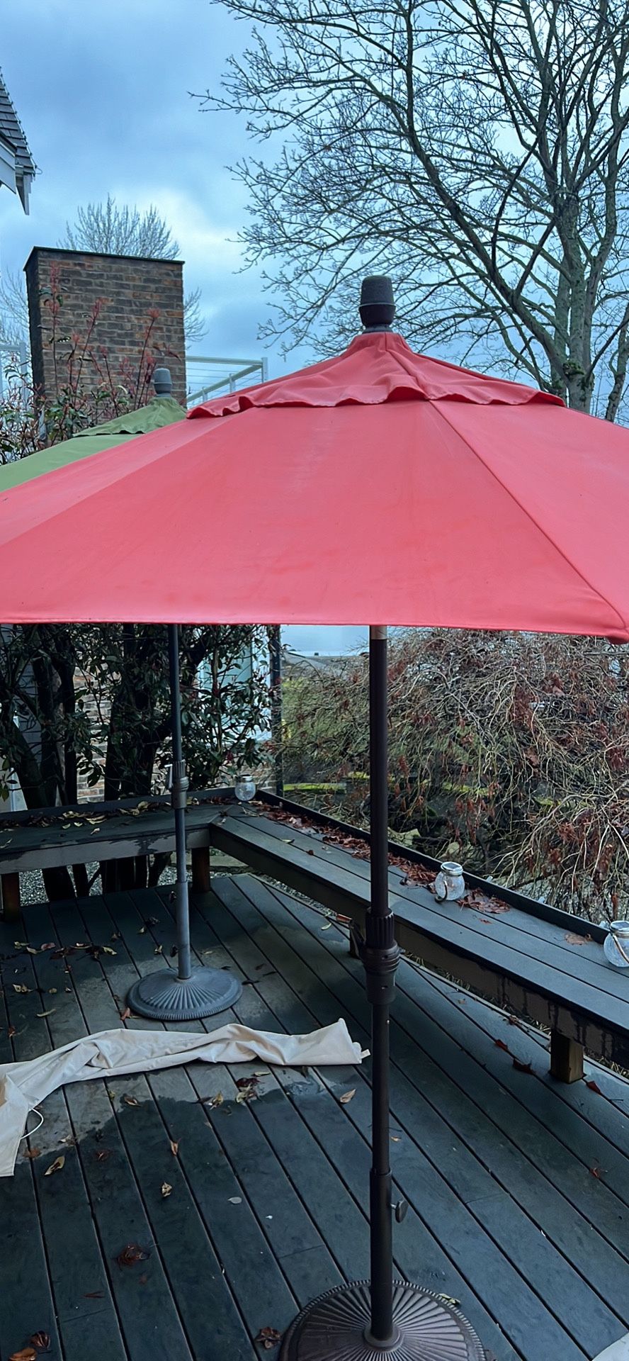 OBravia Outdoor Umbrellas W/Stand for Sale in Kirkland, WA OfferUp