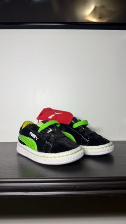 New With Tags Puma Suede “Fruitmates” Toddler Sneakers Black & Green