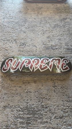 Supreme skateboard deck