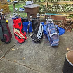 Complete Sets Of Golf Clubs$50!!!!! First One Gets The Best Choices!