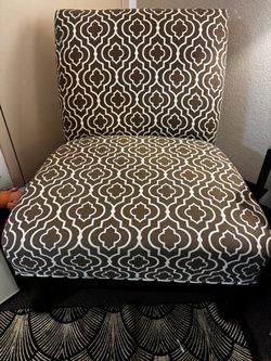 Accent chair