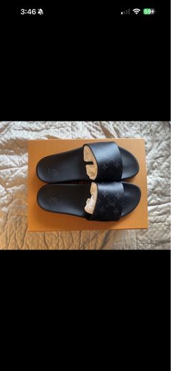 LV Slides Size 10