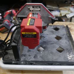 MK WET SAW 15722-QVC (MISSING WATER PUMP) PRE OWNED 875003-1