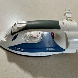 Sunbeam 4274-200 GreenSense SteamMaster Full Size Iron