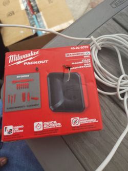 Milwaukee
PACKOUT Magnetic Bin Tool Holder