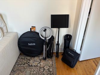 Actor Self-Tape Kit – Genaray LED Light, Tripod, Wireless Mics, Backdrop