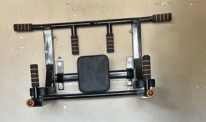Wall mount dip bar