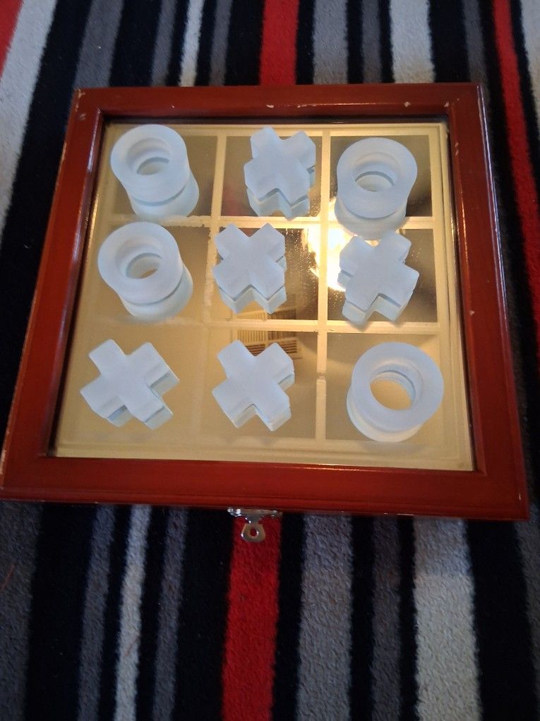 Fifth Avenue Crystal 9 Pc Tic Tac Toe Set, Mirrored Board Wood Storage Box