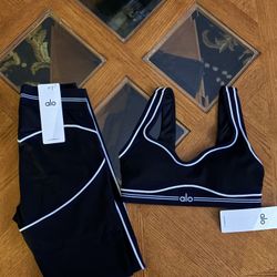 Woman’s Alo Set Size S