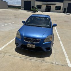 2010 KIA Rio5