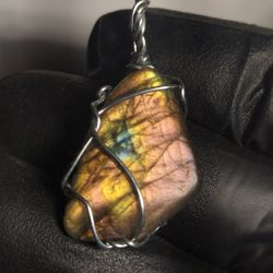 Natural Labradorite/ Spectrolite Wire Wrap Pendant