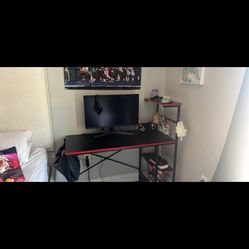Gaming monitor and desk
