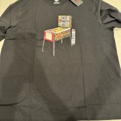 Men’s Levi’s silver tab extra large shirt
