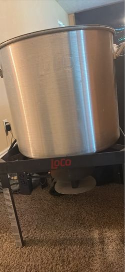 LoCo Large Aluminum Boiling Pot with Stand