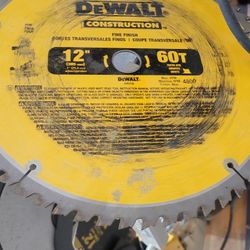 DEWALT DWS780