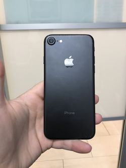 iPhone 7 128GB Factory Unlocked