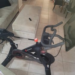 Peloton Bike
