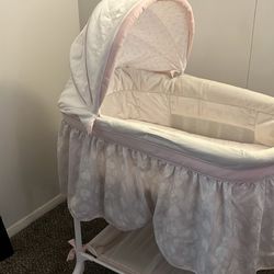 Bassinet 